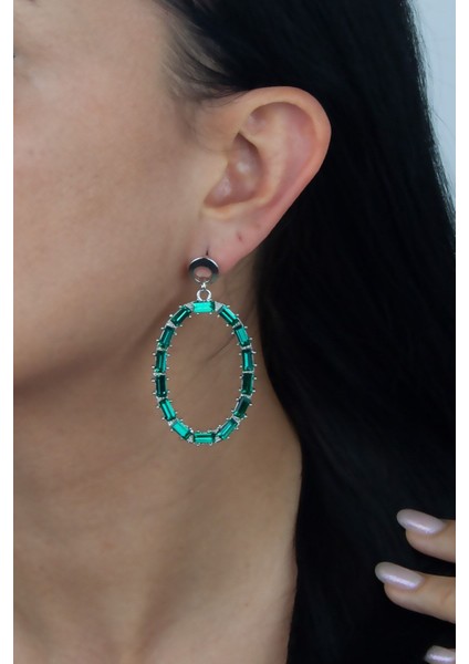 Yeşil Taşlı Oval Tasarım Küpe