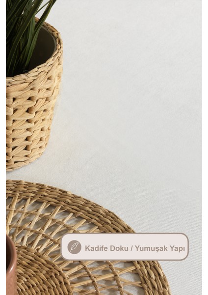 Soft Kadife Masa Örtüsü Dikdörtgen (150X220 Cm) Krem modelleri