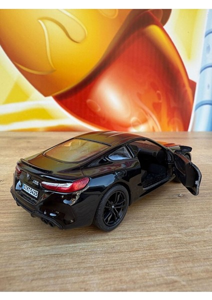 Bmw M8 Diecast Metal 1:;34 Ölcek Araba Bmw M8 Coupe Diecast Metal Çekbırak Araba Açılan Kapılar modelleri