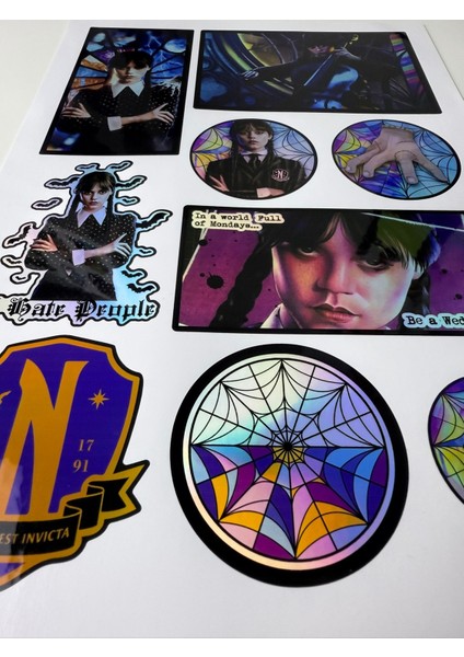 Wednesday Addams Hologram Sticker Etiket fırsatları