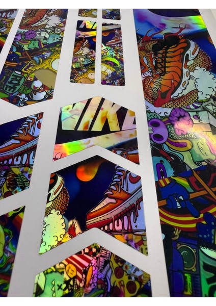 Sponsored Bomb Bisiklet Sticker Seti 12 Parça – Renkli Maşa Kadro Etiketi Hologram fırsatları