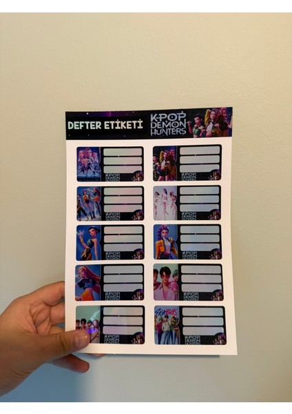 K-Pop Demon Hunters Defter Etiketi – 10 Adet Sticker Seti (8x4 Cm, Renkli Karakterli Etiketler)