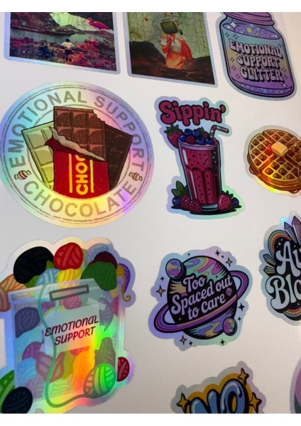 Hologram Estetik Sticker Seti – 12’li Renkli ve Mizahi Tasarımlar, Laptop & Defter Uyumlu fiyatları