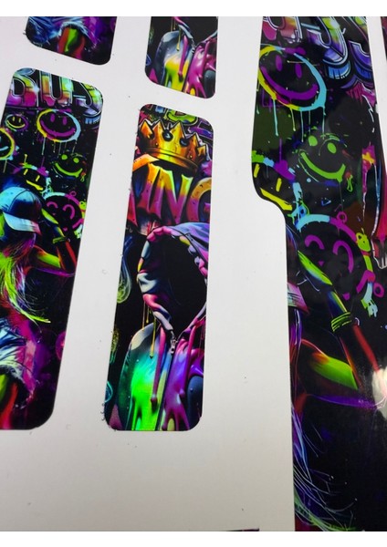 King Bisiklet Sticker Seti 9 Parça – Renkli Maşa Kadro Etiketi Hologram modelleri