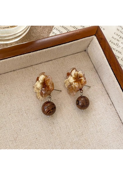 Fransız Hafif Lüks Vintage Merad Kehri Köri Küpeler Kadın Mizaç Tırnak Niş Hafif Lüks Tasarım Üst Düzey Aksesuar Duygusu (Yurt Dışından)