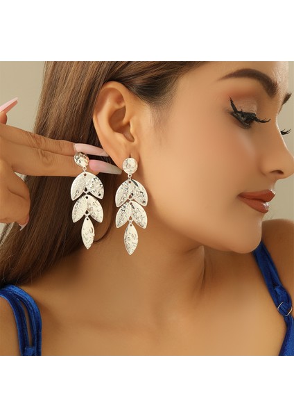 Kadınlar Için Avrupa ve Amerikan Tarzı Metalik Pürüzsüz Katlanır Küpeler, Geometrik Taç Yaprağı Küpeler (Yurt Dışından)