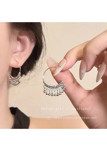 Avrupa ve Amerika Birleşik Devletleri Kişilik Büyük Daire Küpeler Kadın Kıdemli Küpe Duygusu Moda Mizaç Basit Küpeler Küpeler Kulak Aksesuarları (Yurt Dışından)