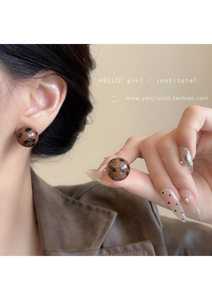 Kadınlar Için Yeni Sonbahar/kış Metalik Parlak Yuvarlak Küpeler, Zarif ve Sofistike, Kare ve Yuvarlak Yüzlere Yakışır, Retro Tarz. (Yurt Dışından)