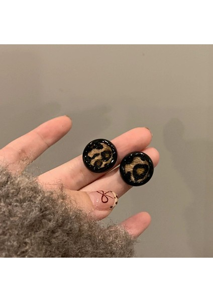 Kadınlar Için Yeni Sonbahar/kış Metalik Parlak Yuvarlak Küpeler, Zarif ve Sofistike, Kare ve Yuvarlak Yüzlere Yakışır, Retro Tarz. (Yurt Dışından)