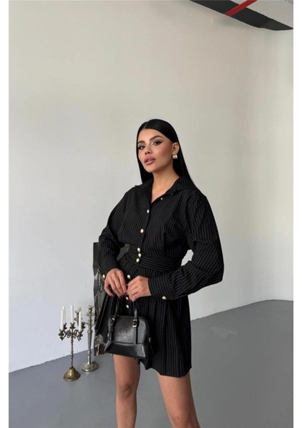 Önden Gold Düğmeli Pileli Kısa Elbise - Siyah fiyatları