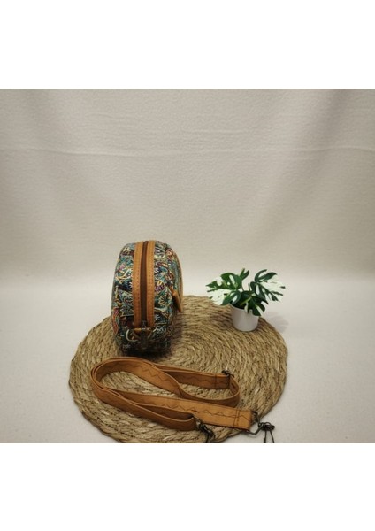 Otantik Mozaik Desen Yuvarlak Kadın Çantası fiyatları