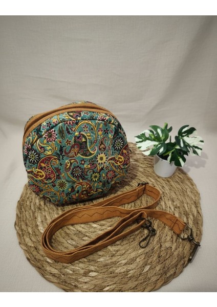Otantik Mozaik Desen Yuvarlak Kadın Çantası modelleri