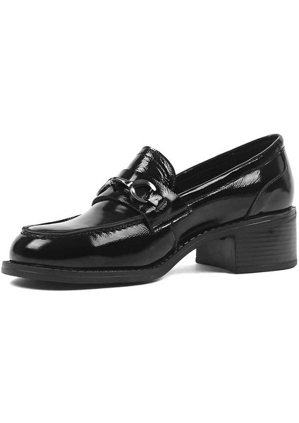 Kadın Siyah Kalın Topuklu Rugan Deri Ayakkabı modelleri