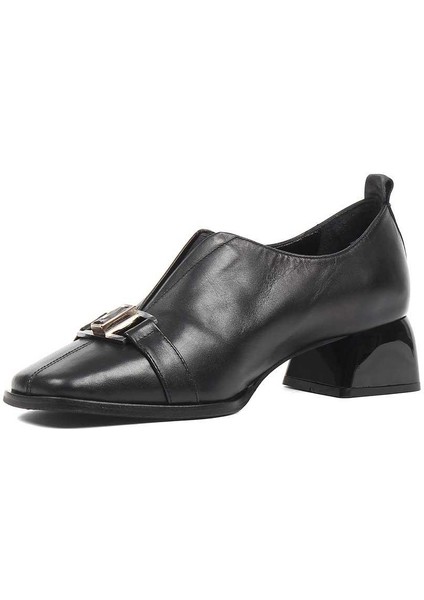 Kadın Siyah Kalın Topuklu Deri Ayakkabı fırsatları