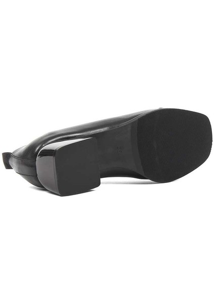 Kadın Siyah Kalın Topuklu Deri Ayakkabı