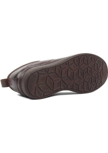 Kadın Kahverengi Bağcıklı Kalın Tabanlı Deri Ayakkabı