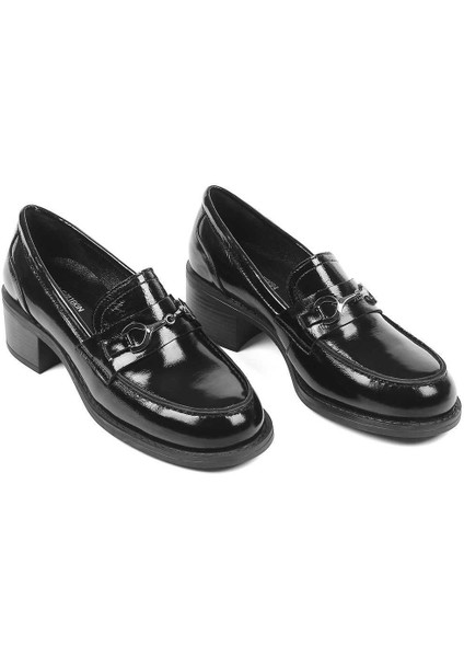 Kadın Siyah Kalın Topuklu Rugan Deri Ayakkabı