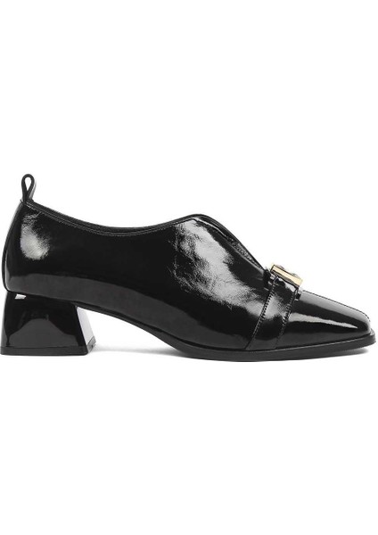 Kadın Siyah Kalın Topuklu Rugan Deri Ayakkabı