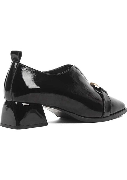 Kadın Siyah Kalın Topuklu Rugan Deri Ayakkabı indirimleri