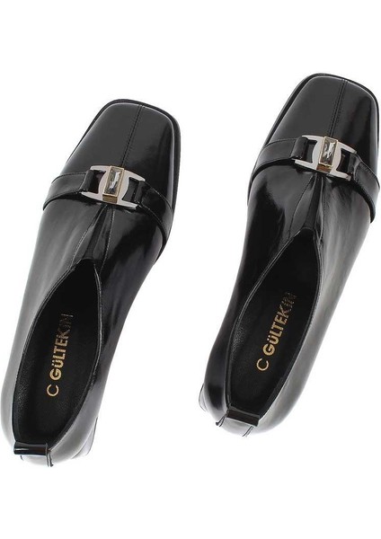 Kadın Siyah Kalın Topuklu Rugan Deri Ayakkabı