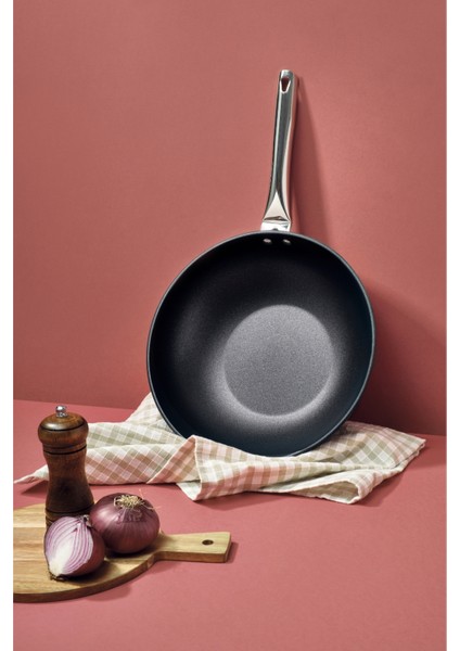 Cristel 28 cm Wok Tava Siyah