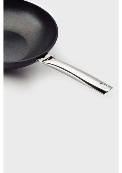 Cristel 28 cm Wok Tava Siyah fiyatları