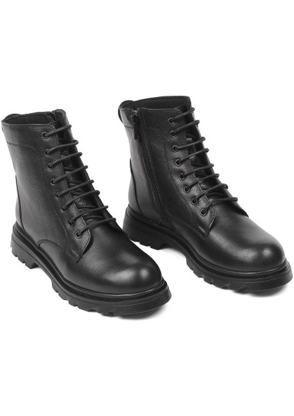 Kadın Siyah Bağcıklı Fermuarlı Kalın Topuklu Deri Bot