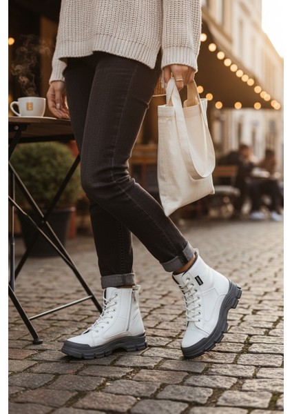 Conpax 5428 Beyaz & Füme Kadın Fermuarlı & Bağcıklı Bot fiyatları