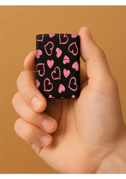 Özel Tasarım Şık ve Dayanıklı Uv Desenli Baskılı Benzinli Metal Çakmak Gölgeli Kalpler