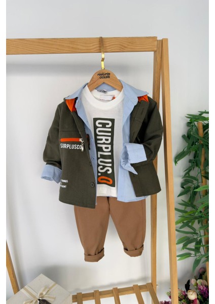 Curplus Baskı Ceketli Tişört ve Kot Pantolonlu Erkek Çocuk 4 Lü takım - Yeşil