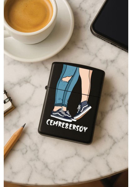 Kişiye Özel Isim Yazılı Fontlu Baskılı Benzinli Çakmak Özel Tasarım Hediyelik Aşk Dolu