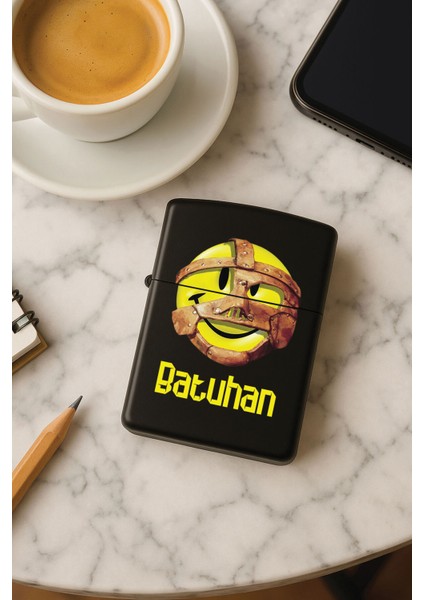 Kişiye Özel Isim Yazılı Fontlu Baskılı Benzinli Çakmak Özel Tasarım Hediyelik Katil Emoji