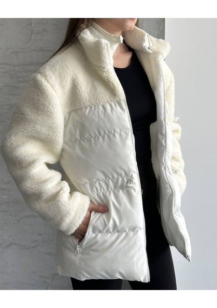 Kapütone Süet Detay Mont