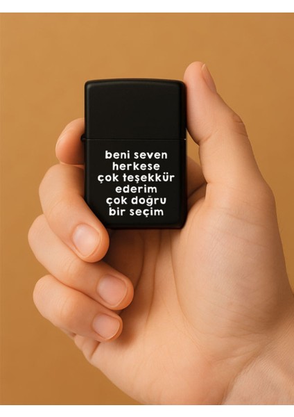 Özel Tasarım Şık ve Dayanıklı Uv Desenli Baskılı Benzinli Metal Çakmak Doğru Seçim