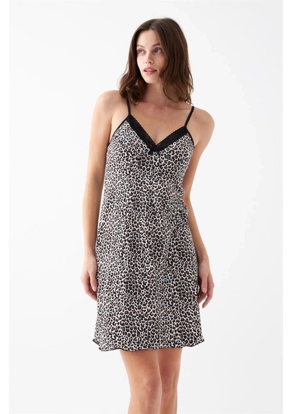 Moda Kadın Kahve Leopar Desenli Dantel Detaylı Ip Askılı Gecelik