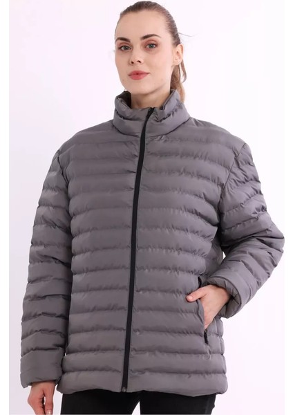İçi Astarlı Su ve Rüzgar Geçirmez Cepli Kadın Mont fırsatları