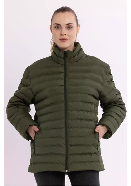 İçi Astarlı Su ve Rüzgar Geçirmez Cepli Kadın Mont fiyatları