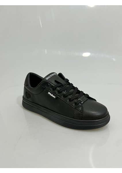 2885 Wickers Siyah-Siyah Bağcıklı Kalp Detaylı Bayan Spor Ayakkabısı modelleri