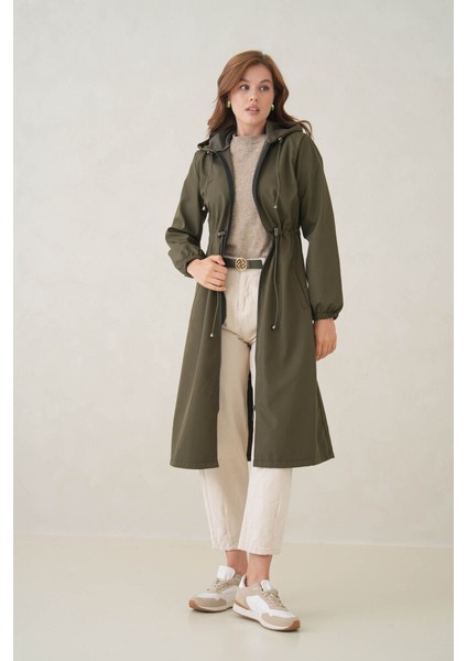 Su Geçirmez Kapüşonlu Fermuarlı Sık Dokuma Kadın Trençkot indirimleri