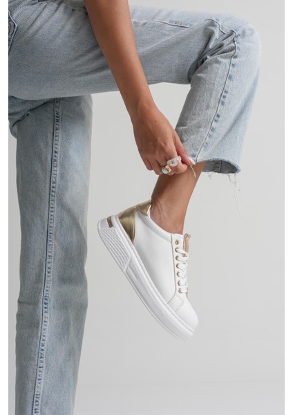 Vega Premium Altın Detaylı Beyaz Kadın Sneaker