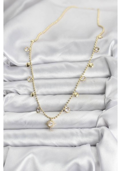 Zirkon Taşlı Kutup Yıldızı Model Pirinç Gold Renk Kadın Kolye