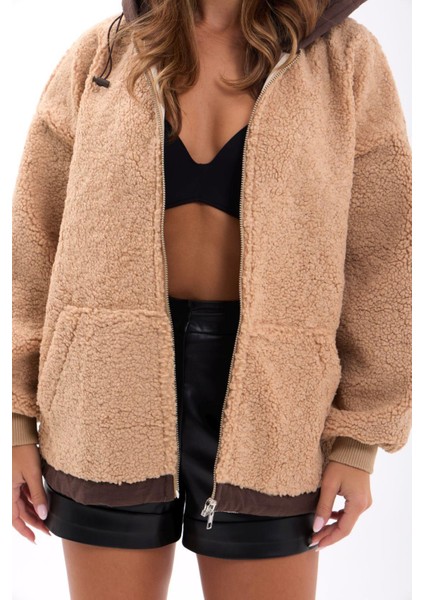 Peluş Kapüşonlu Fermuarlı Mont modelleri