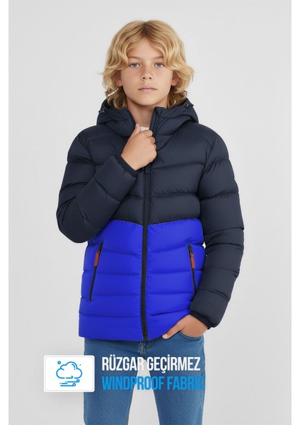 İçi Kürklü Su ve Rüzgar Geçirmez Erkek Çocuk Mont