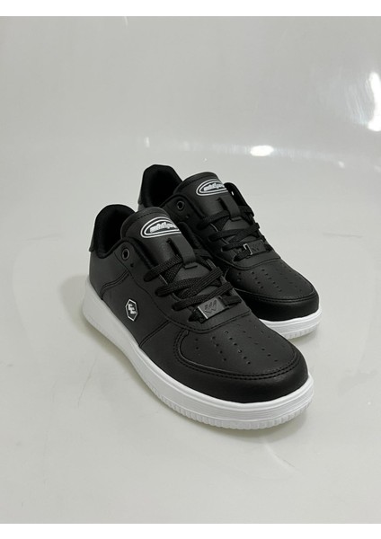 2542 Wickers Siyah-Beyaz Poli Taban Hafif Bayan Spor Ayakkabısı