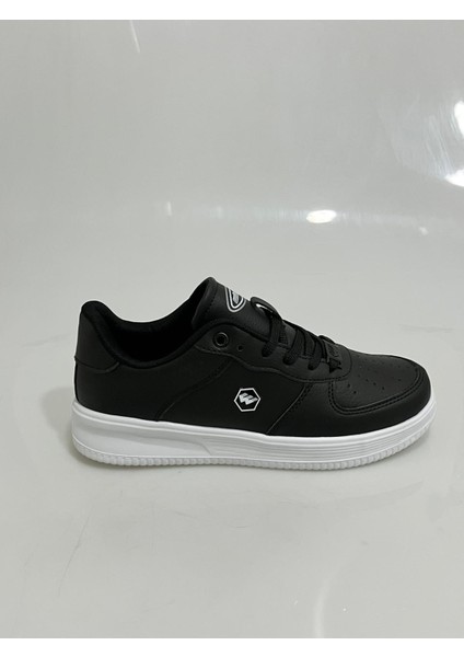 2542 Wickers Siyah-Beyaz Poli Taban Hafif Bayan Spor Ayakkabısı modelleri