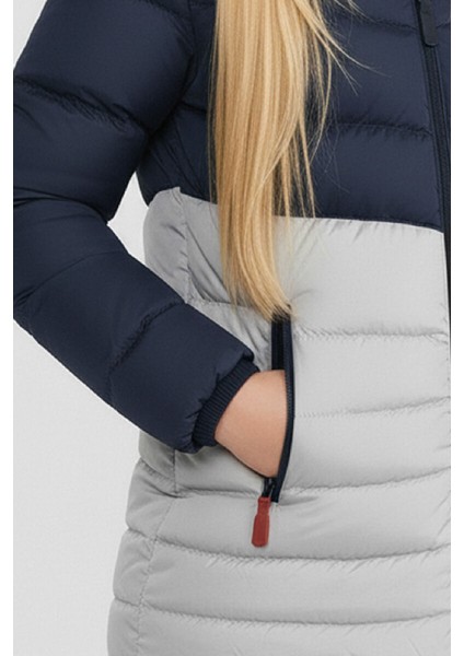 İçi Kürklü Su ve Rüzgar Geçirmez Kapüşonlu Kız Çocuk Mont