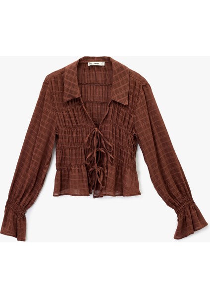 Fiyonklu Bağlama Detaylı Uzun Balon Kollu Gömlek Yaka Ekoseli Bluz