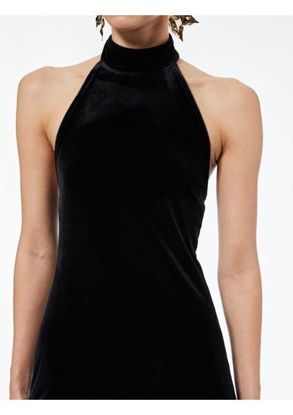 Halter Yaka Kolsuz Sırt Detaylı Midi Elbise indirimleri