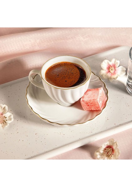 Yasemin 12 Parça Kahve Fincan Takımı - Beyaz / Altın