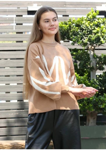 Beyaz Çizgili Bisiklet Yaka Kazak Vizon fiyatları